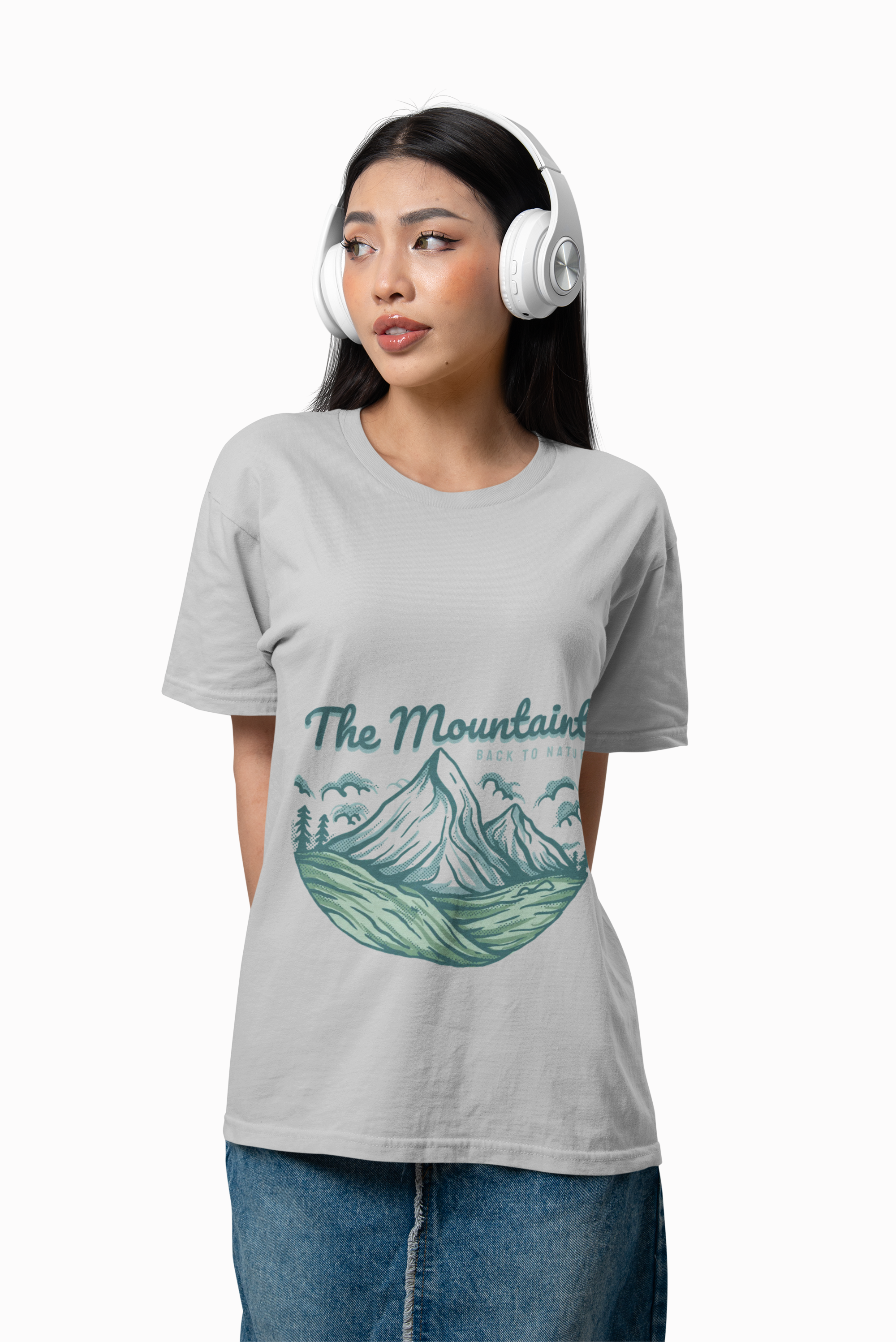 The Mountaint Retro Adventure Tee